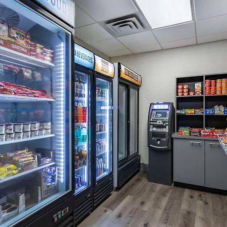 Comfort Inn & Suites Grand Blanc-Flint Bagian luar foto