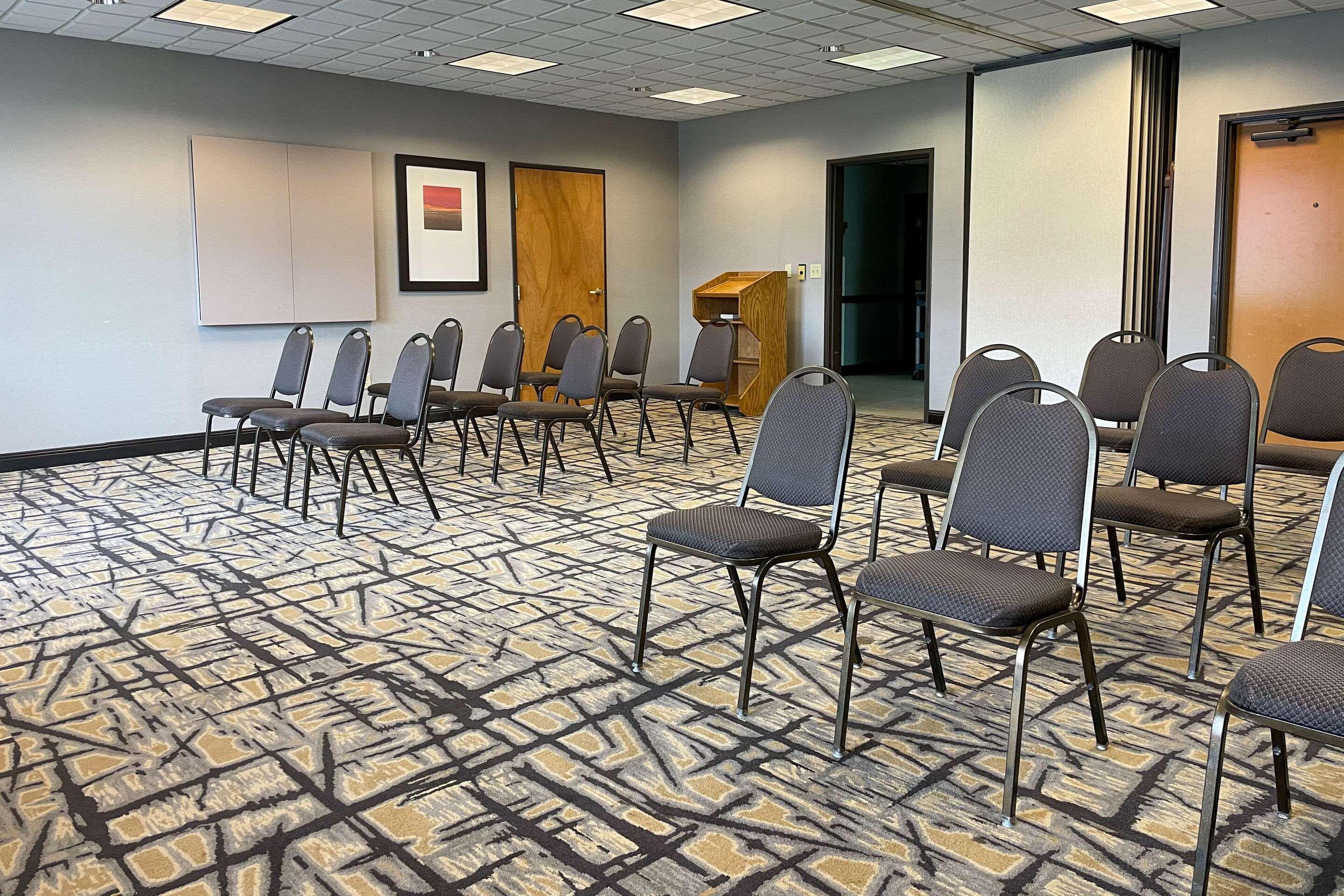Comfort Inn & Suites Grand Blanc-Flint Bagian luar foto
