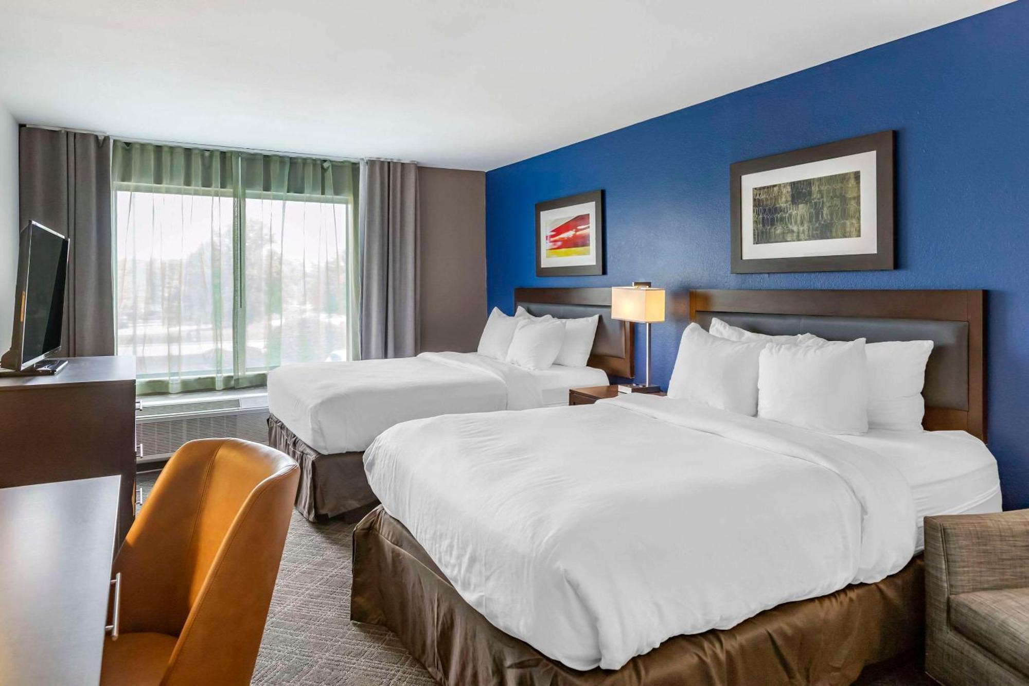 Comfort Inn & Suites Grand Blanc-Flint Bagian luar foto
